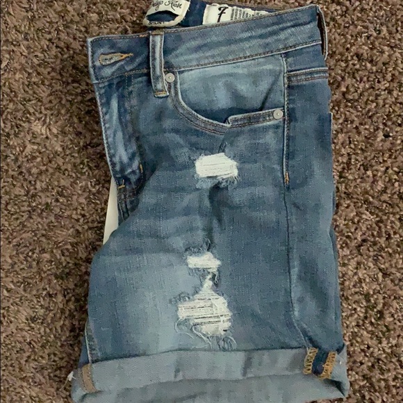Brand new shorts! - Picture 1 of 4
